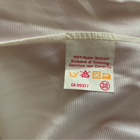 2 Vintage White Slips - Picture 5 of 8